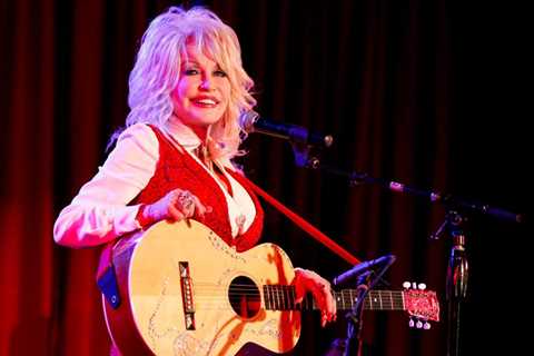 Noah Cyrus Pays Tribute to Dolly Parton: ‘Dolly Was a Rainbow … She Was An Angel Among Us’