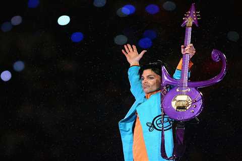 Prince Estate Releases Funky, Career-Spanning ‘Timeless’ Vault Album Commemorating 10th Anniversary ..