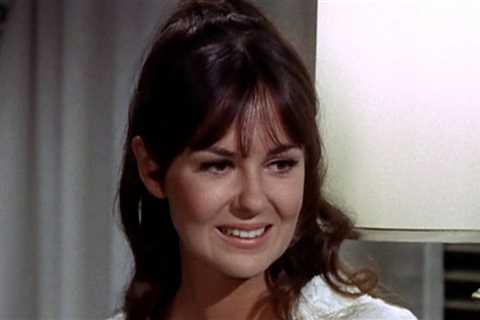 Elvis' Movie Costar Shelley Fabares' Cause of Death Revealed