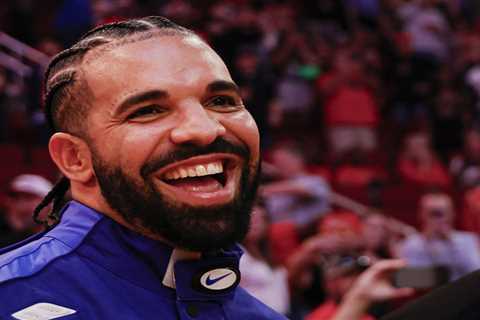 Drake Teases a Remix of Ella Langley’s ‘Choosin’ Texas’ During DJ Set