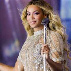 It's Beyoncé's birthday! What's your favorite song of hers?