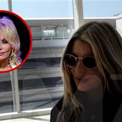 Jessica Simpson Says Dolly's Crown Is Impossible to Fill