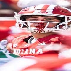 Indiana’s Josh Hoover gets bloodied after gnarly penalty — then throws a touchdown in wild scene