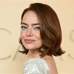 Months After Her “Permanently Yassified” Look Went Viral, People Think Emma Stone Looks So Much..
