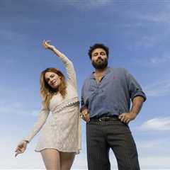 How Angus & Julia Stone Captured ‘A Kind of Happiness’ on New Album ‘Karaoke Bar’