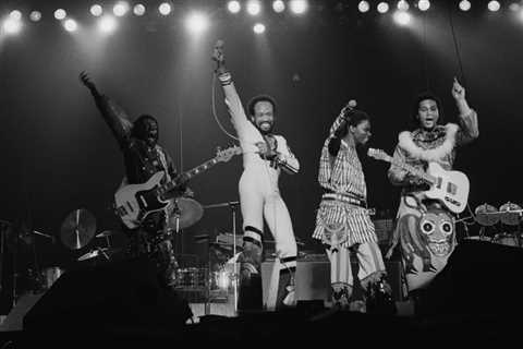 The 9 Best ‘September’ Songs, From Earth, Wind & Fire to Green Day (Staff Picks)