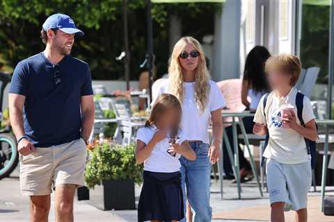 Sydney Sweeney Gets Smoothies With Scooter Braun, His Kids