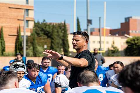 How Bob Chesney has quickly transformed Bruins from a football ‘ghost town’ to ‘JMUCLA’