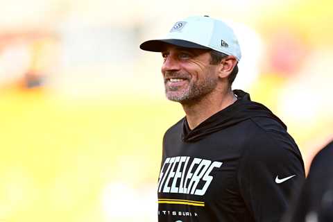 Aaron Rodgers reveals his retirement plans — and how he hopes to be ‘supporting my pregnant wife’