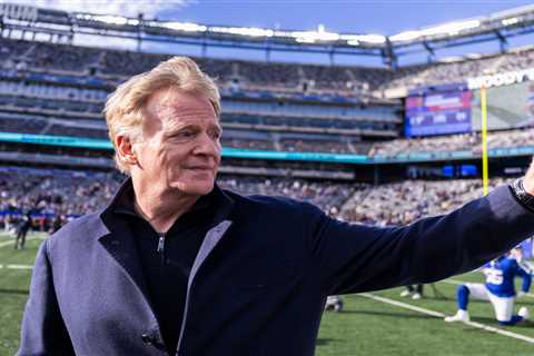 Roger Goodell agrees to four-year extension as NFL commissioner through 2030