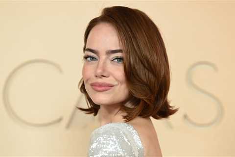 Months After Her “Permanently Yassified” Look Went Viral, People Think Emma Stone Looks So Much..
