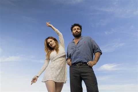 How Angus & Julia Stone Captured ‘A Kind of Happiness’ on New Album ‘Karaoke Bar’