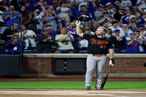 Mets fans let Pete Alonso and those who let him get away know exactly how they feel