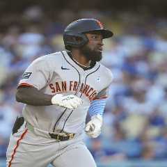 Thieves allegedly steal $90K in memorabilia from former Giants player’s storage unit