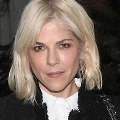 Selma Blair's Lawyer Blames Missed Medication For Flight Outburst