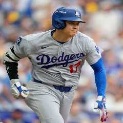 Shohei Ohtani to remain in Dodgers lineup despite hitting slump and injuries