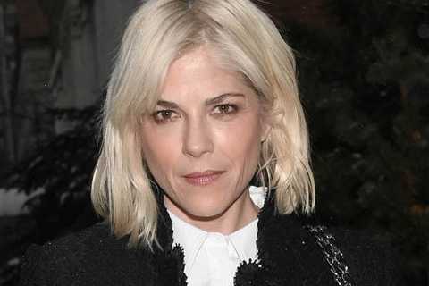 Selma Blair's Lawyer Blames Missed Medication For Flight Outburst