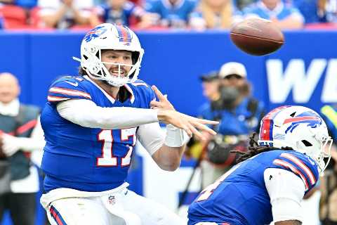 NFL Week 6 early predictions: Bills vs. Raiders, Texans vs. Jaguars picks, best bets